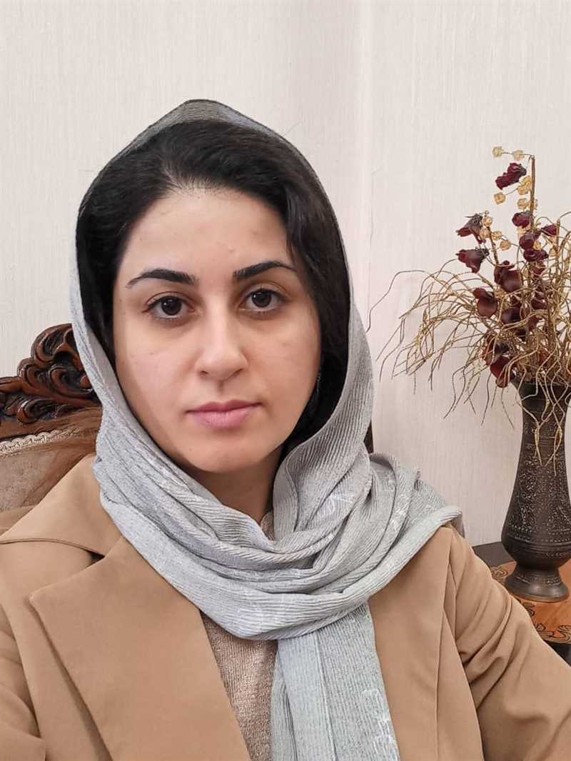 آزاده محمدی