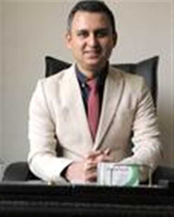 dr-farhad-shahbazi