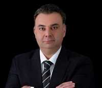 دکتر حسن مومنی