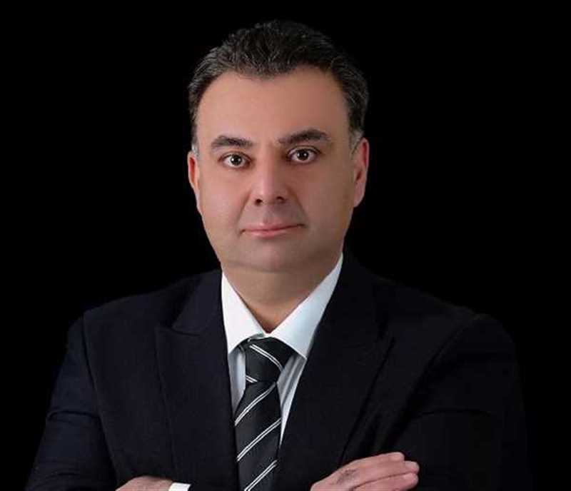 دکتر حسن مومنی