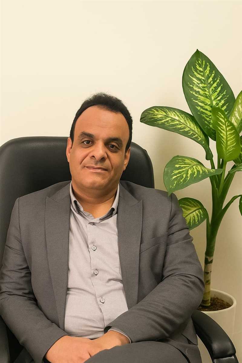 دکتر علیرضا عزیزی